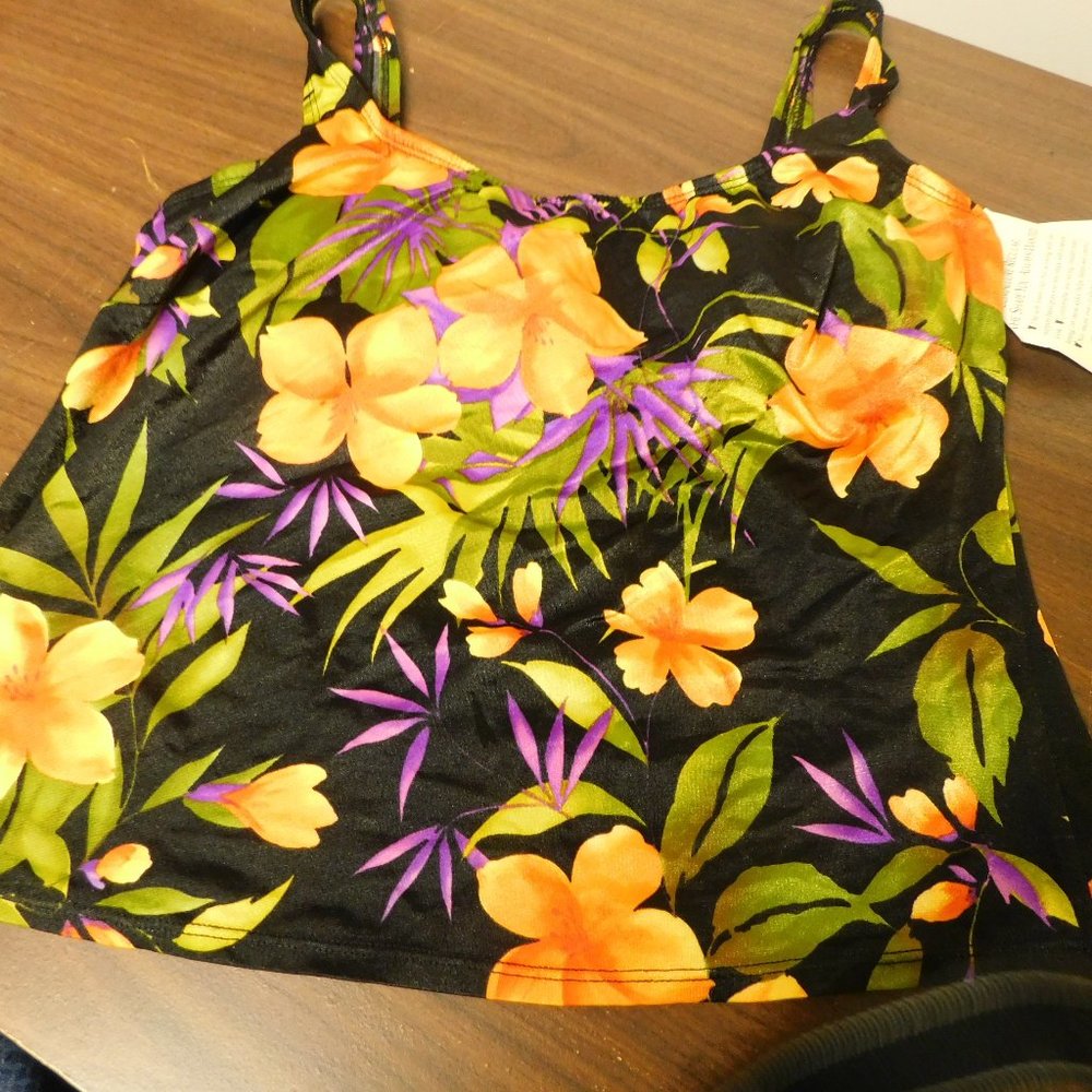 Slim Allure New With Tags Swim Top Size 14 women